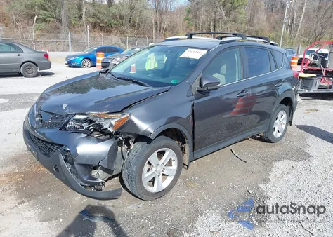 2014 Toyota Rav4 Xle z USA, uszkodzony, nr VIN JTMRFREV9ED087508